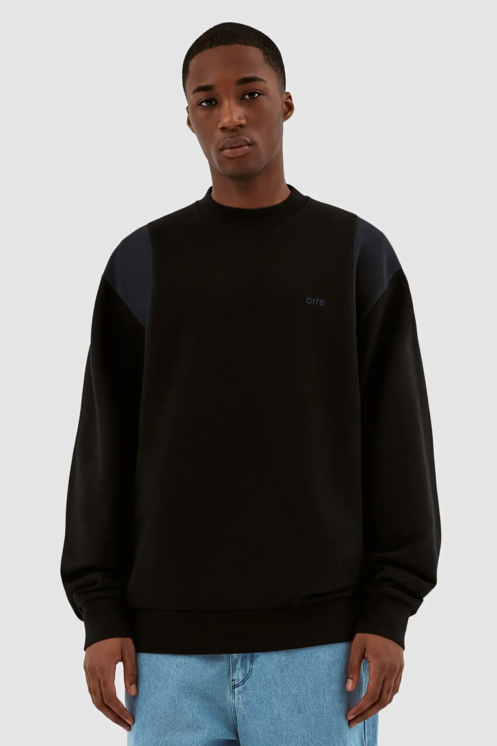 Charles Crewneck|Arte Antwerp New